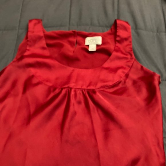 ANN TAYLOR LOFT Sleeveless Satin Shell / Tank Scoop Neck Top  -  Size 0 - Picture 11 of 13